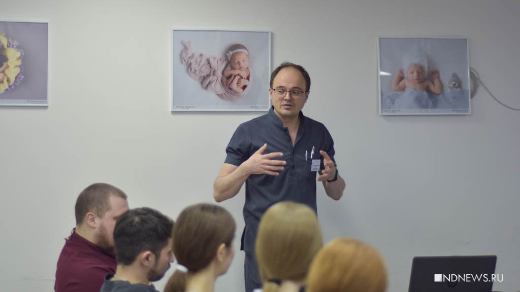 Новый День: Будущие медики соревновались в реанимации малыша-симулятора (ФОТО, ВИДЕО)
